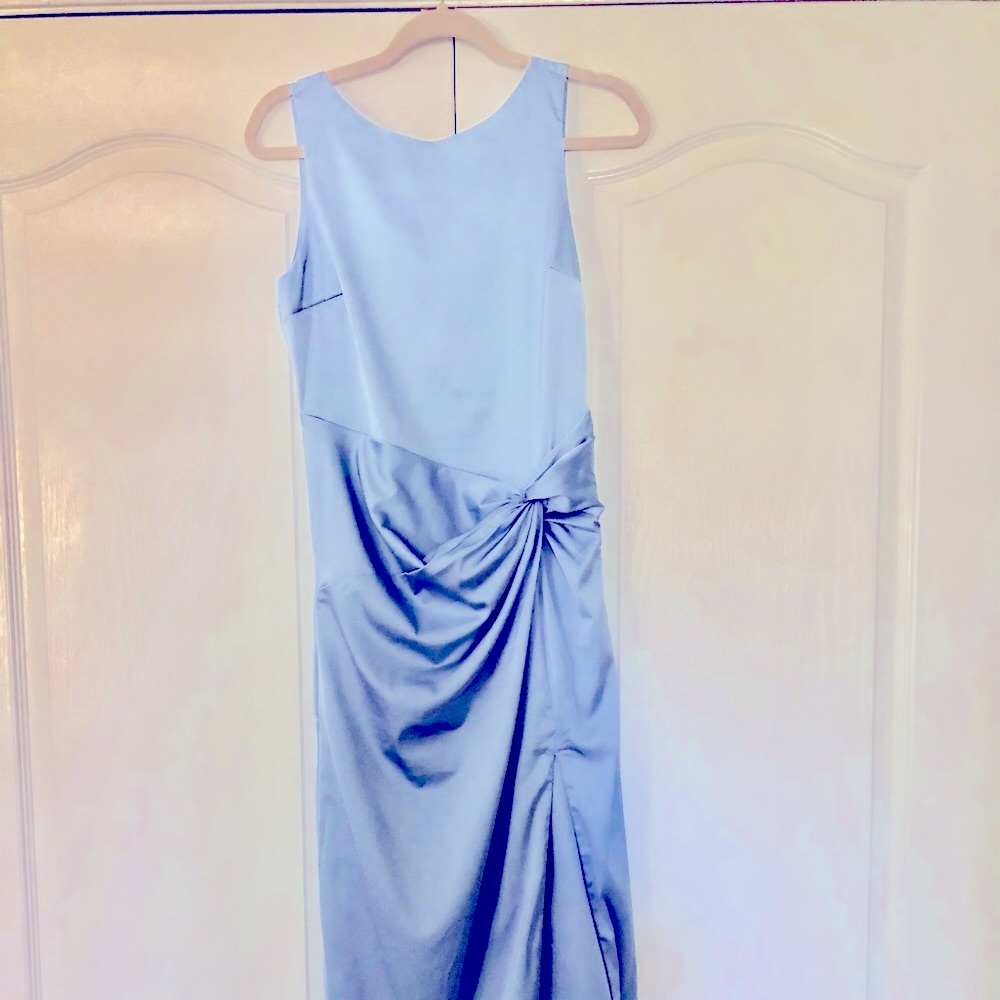 Abercrombie dress worn once. Size M Petite.